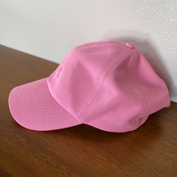Women’s Under Armour Hat - Picture 4 of 6